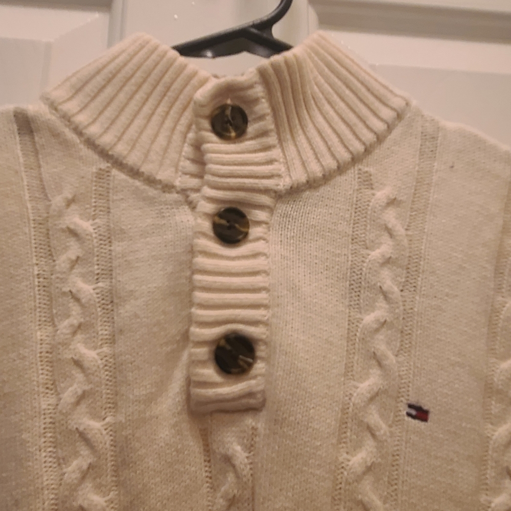 Boys Large(16-18) Tommy Hilfiger 3-Button Sweater